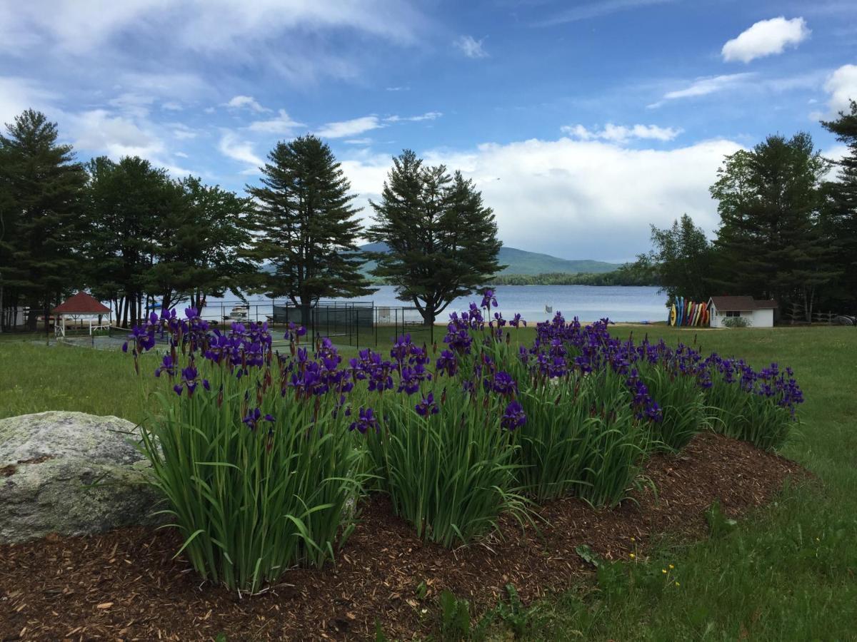 Inn At Pleasant Lake New London Экстерьер фото